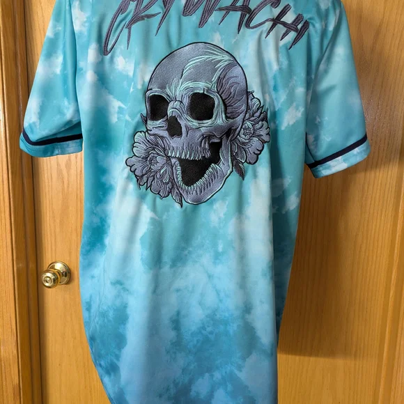 Blue Heart Embroidered Men's Shirt - Picture 7 of 12